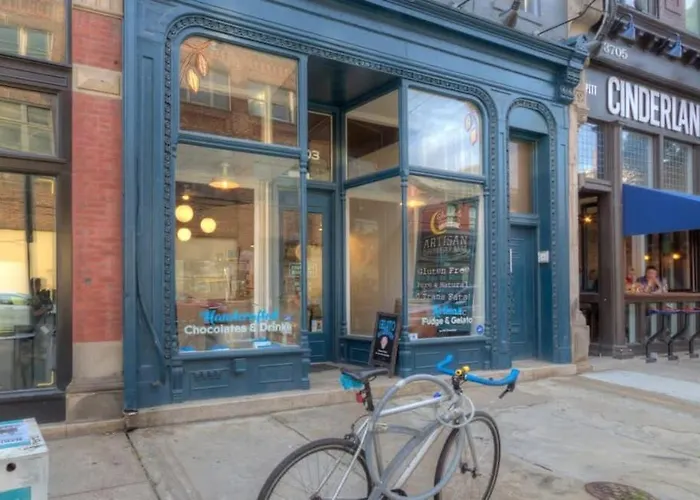 Cozysuites Boutique Sdo, Lawrenceville
